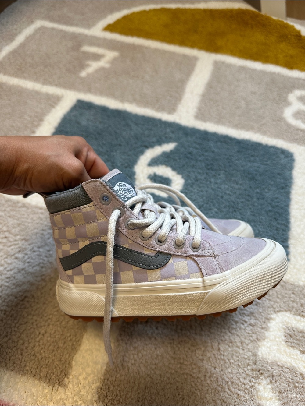 Vans - Picture 4 of 12
